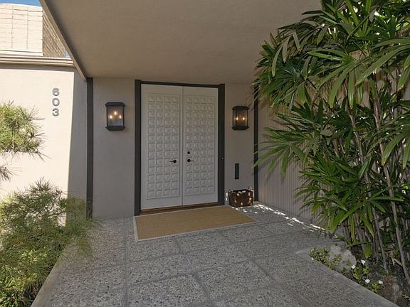 2nd image of 603 Arbor St