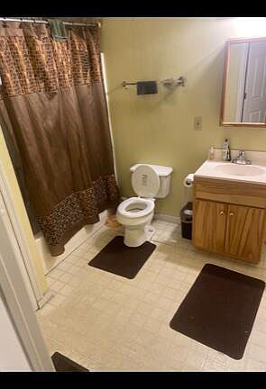 4th image of 203 S Wrens Circle