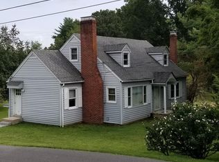 130 S Edgewood Dr, Independence, VA 24348