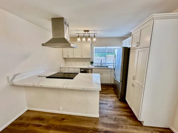 9662 Caminito Del Vida, San Diego, CA 92121