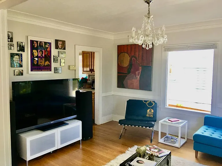 1231 Warren Ave N #1 — Photo 3