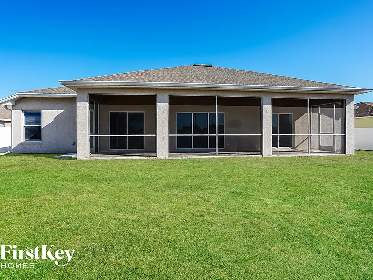 1720 NW 9th Ter — Photo 15