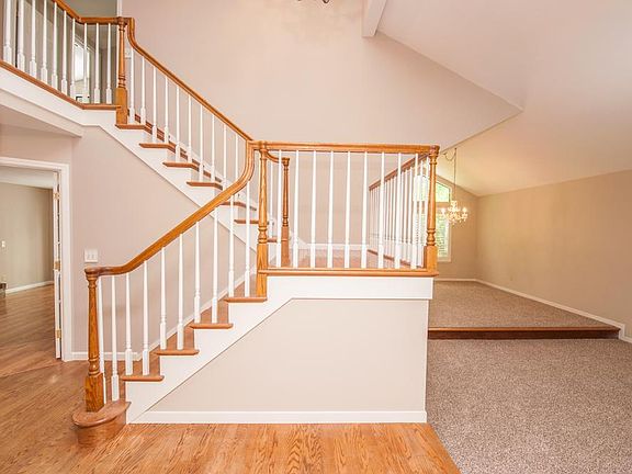 4th image of 500 Buttonwood Dr