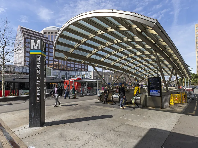 Pentagon City Metro