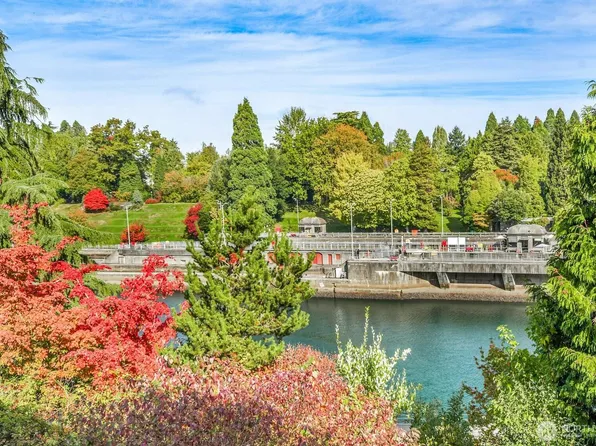 3200 W Commodore Way #207, Seattle, WA 98199