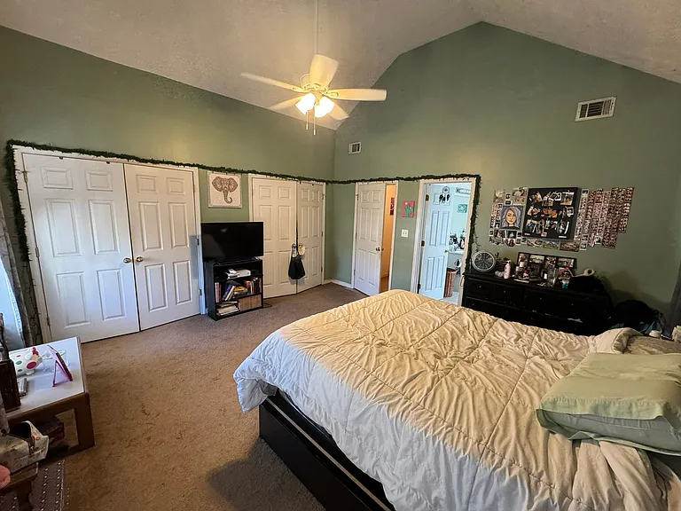 237 Wiltshire Dr — Photo 14