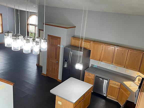 4th image of 7921 Shannon Lakes Way