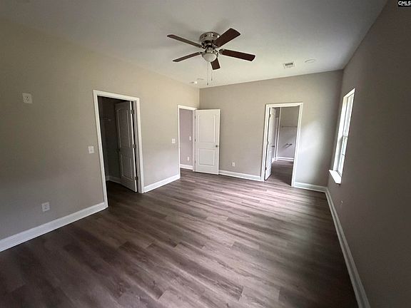 4th image of 1120 Newnham Dr