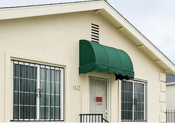 1323 W 58th St, Los Angeles, CA 90037