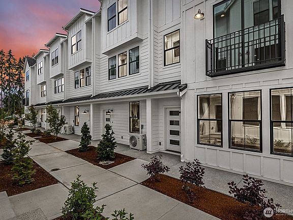 2nd image of 12088 127th Avenue Ct E #71