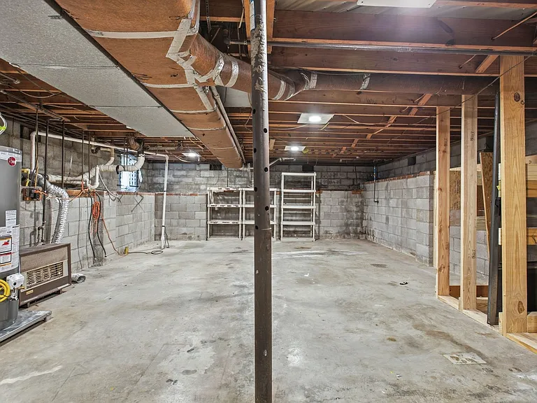 2923 Dunmore Dr — Photo 32