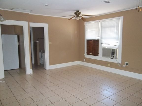 4th image of 743 Ratcliff St
