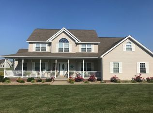 725 County Road 1420 N, Carmi, IL 62821