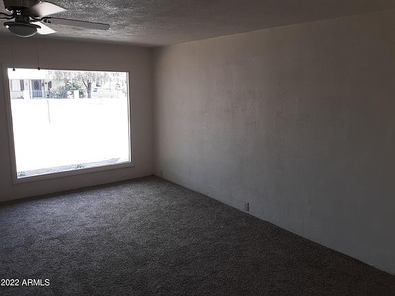 4th image of 805 W Dewey Ave