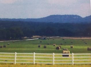 19 Zoeller Ln, Boerne, TX 78006