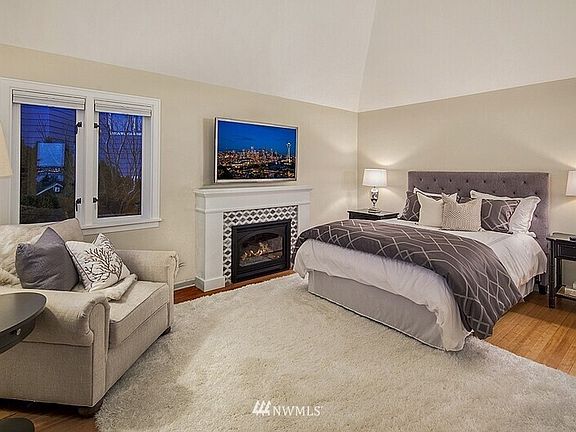 5th image of 4105 55th Ave NE