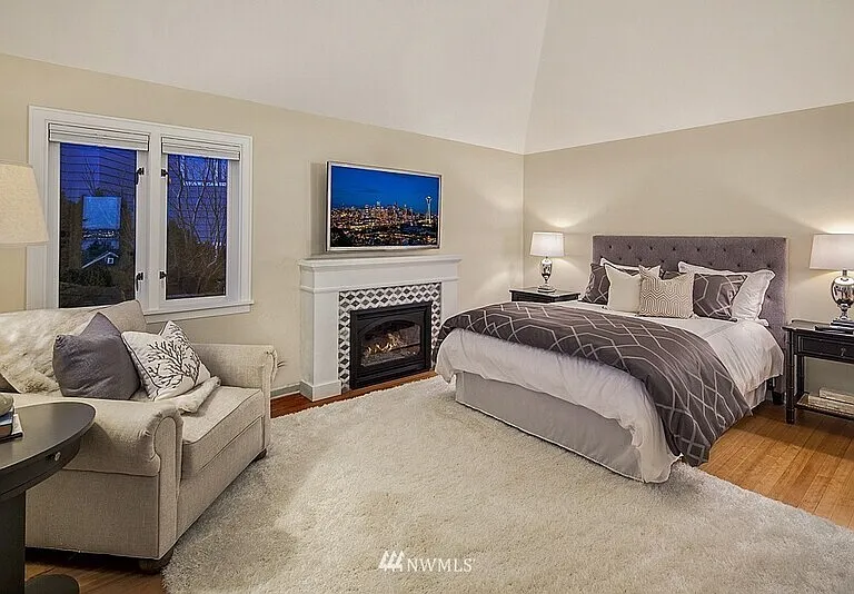 4105 55th Ave NE — Photo 5
