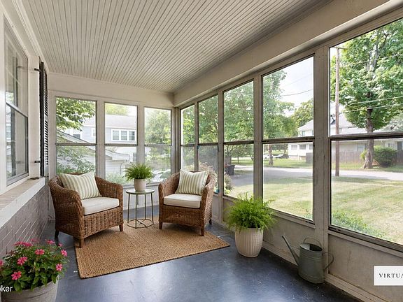 2nd image of 299 Winton Ave