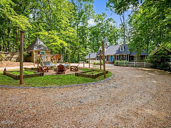 4th image of 893 Happy Valley Cir