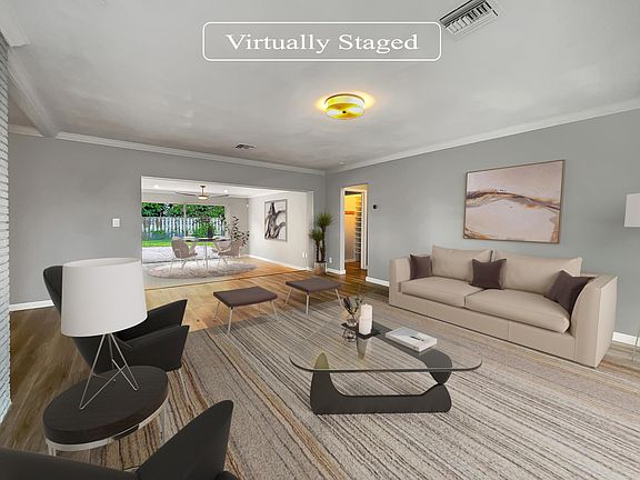 3rd image of 2741 NE 53rd Court