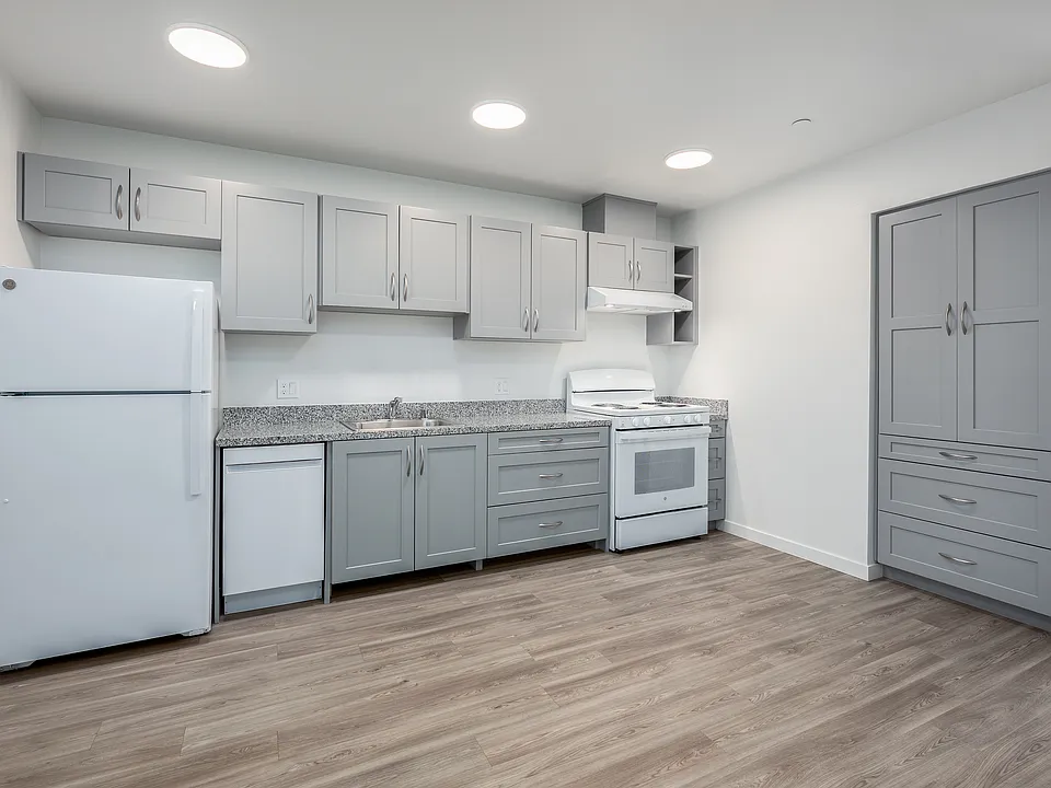 Rancho Colus Apartments