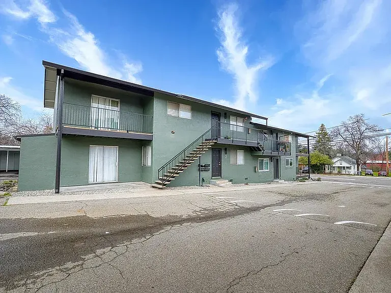 944 West St #1 — Photo 3