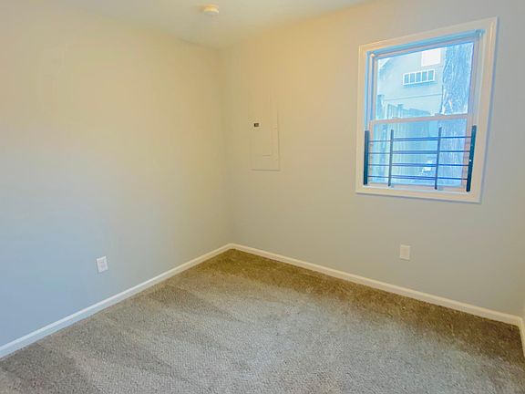4th image of 2025 E 85th St #C