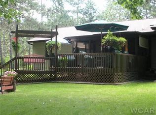 9970 N Federal Rd, Howard City, MI 49329