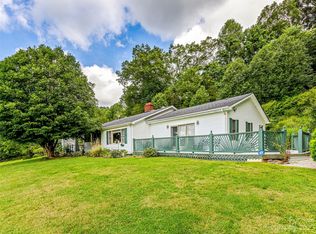 615 Rocky Springs Hts, Burnsville, NC 28714