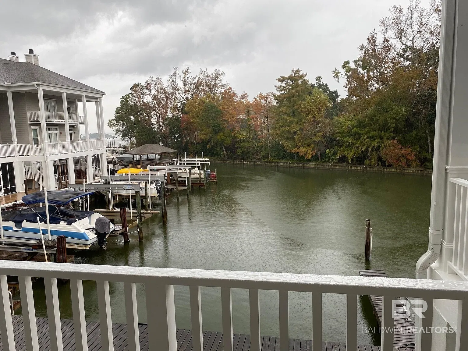 3 bed, 3.5 bath, 2142 sqft, $3,750 — Photo 2
