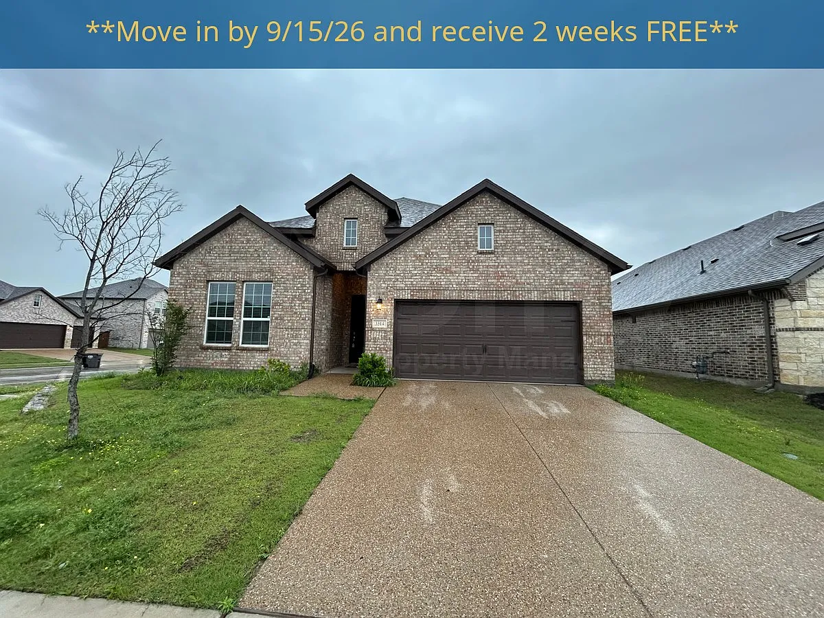 4 bed, 3.0 bath, 2398 sqft, $2,449 — Photo 1