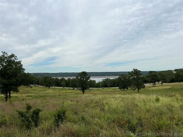 9125 Wells Dr, Skiatook, OK 74070