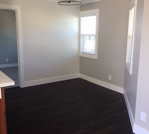 4th image of 1267 E Meta St