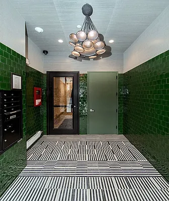 Rented by Voro New York | media 38