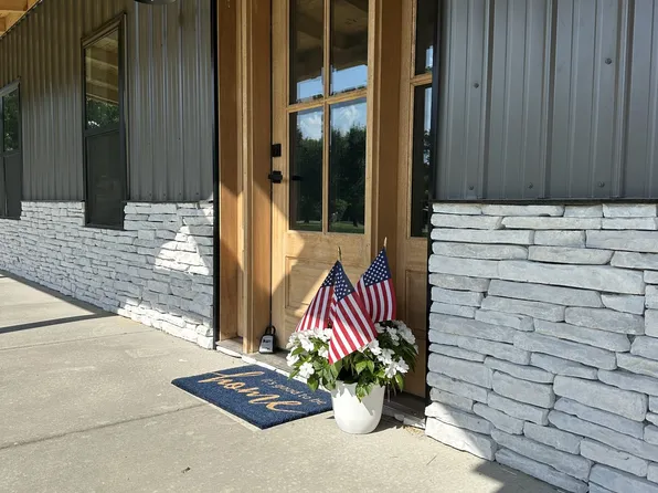 134 Osco Dr, Hohenwald, TN 38462