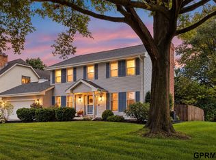 16306 Westfield Cir, Omaha, NE 68130