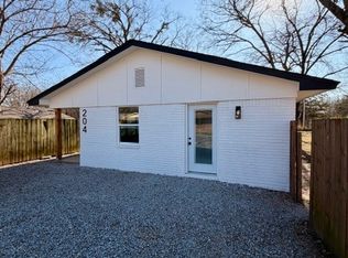 204 W 21st St, Tishomingo, OK 73460