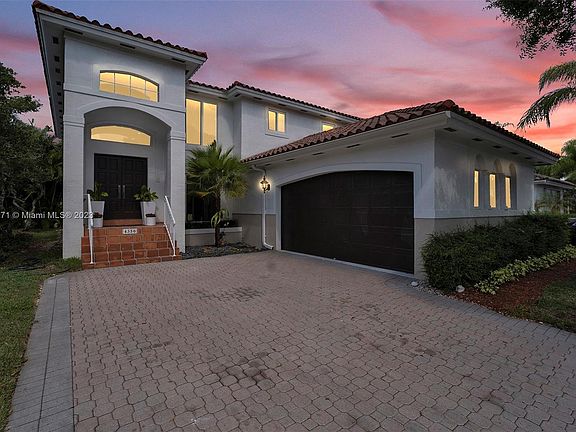 2nd image of 4350 NW 93rd Doral Ct