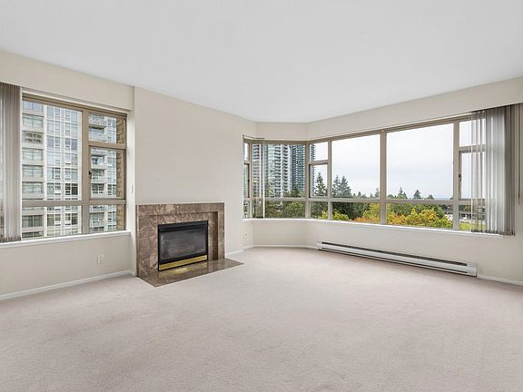 4th image of 4830 Bennett St #802