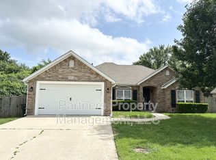 3131 W Ika Ln, Fayetteville, AR 72704