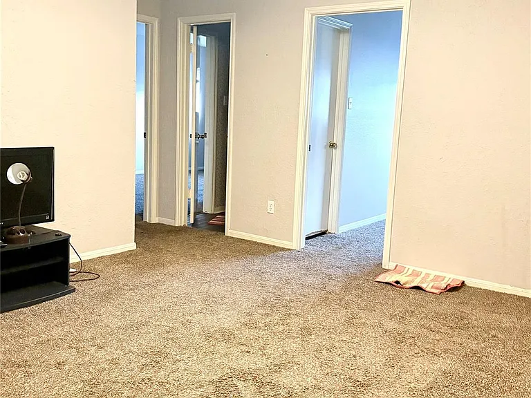 14213 Lost Meadow Ln — Photo 20