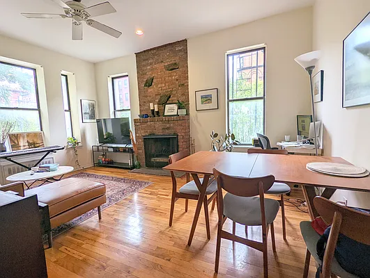 Rented by Manhattan Spaces | media 16