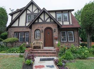 85 Vesey St, Brockton, MA 02301