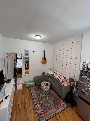 Rented by Point NYC | media 32