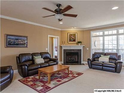 4th image of 104 Kawana Ct