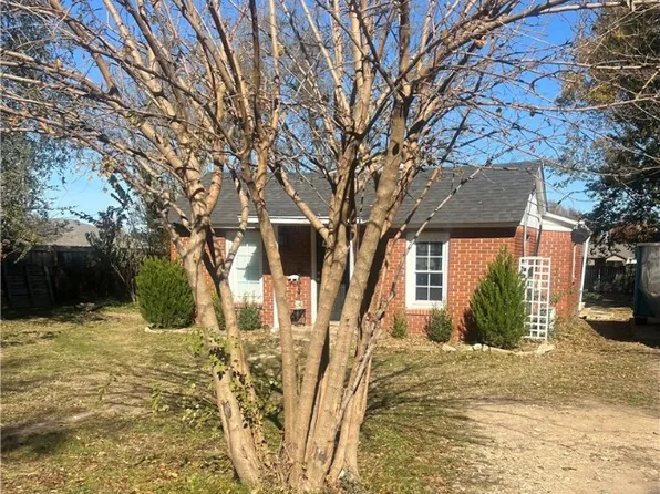 1611 E Central St, Siloam Springs, AR 72761