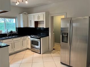 5495 SW 68th Ave, Miami, FL 33155