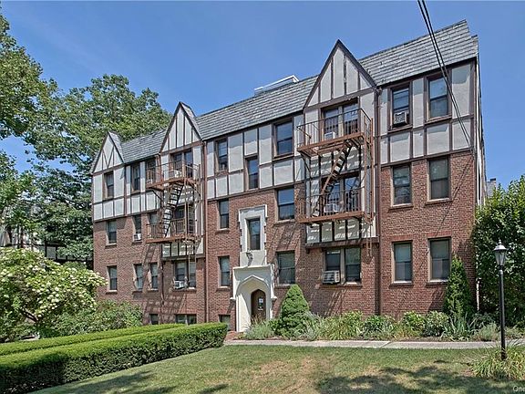 2nd image of 9 Greenridge Ave APT 8B