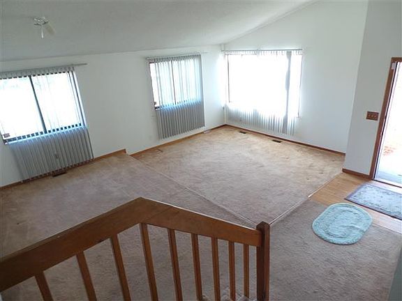 3rd image of 4305 W 110th Pl #1