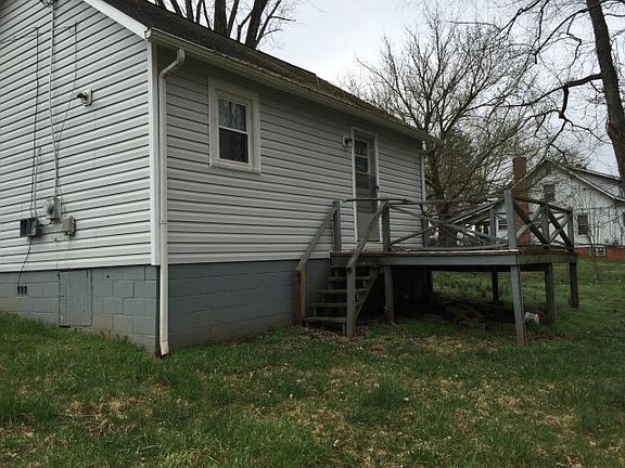 2nd image of 21 Grandview St